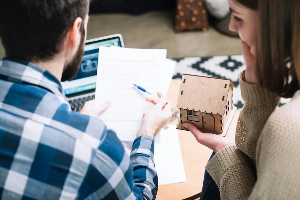 Pre-Move Checklist for Landlords Pre-Move Checklist for Landlords